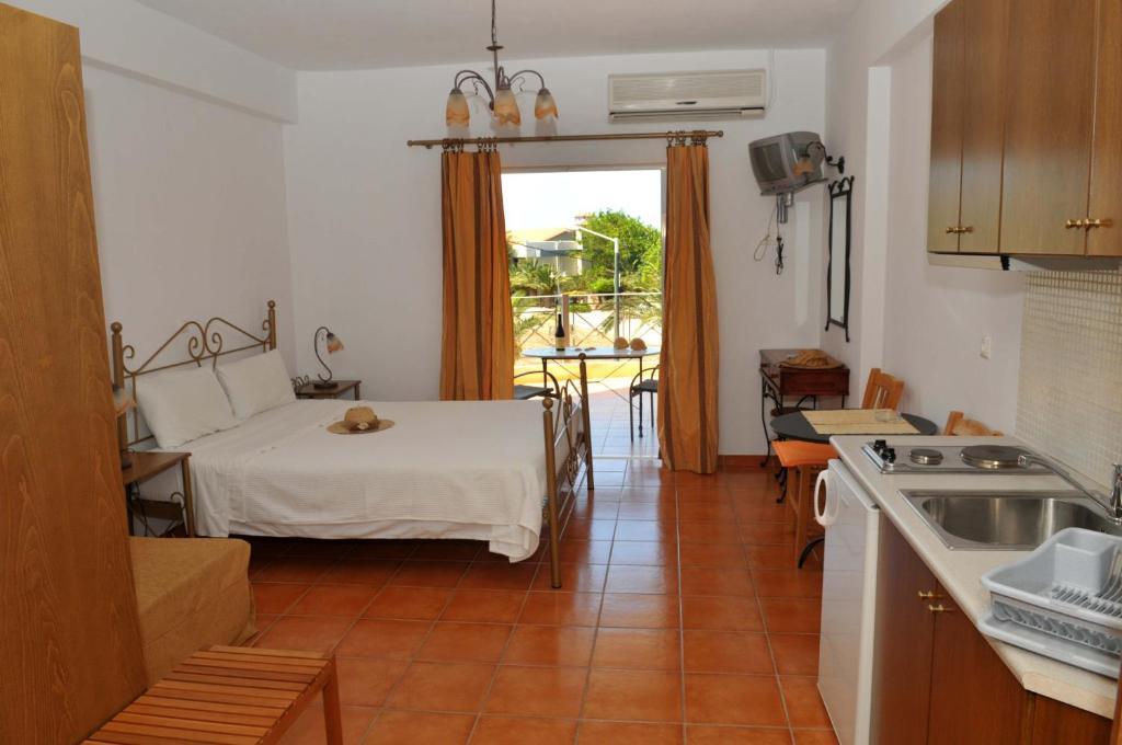 Kasimis Appartement Kyparissia Buitenkant foto